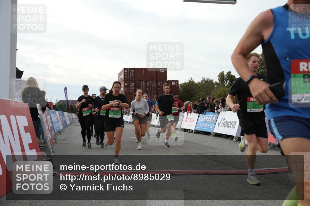 03.10.2025 - Köhlbrandbrückenlauf Yannick Fuchs http://msf.ph/oto/8985029 03.10.2025 16:09:48 Ziel 7272, 7305, 7306, 7452, 7498, 7583, 7742, 7863, 8814, 8826, 8834, 9097, 9181, 9567, 9600, 9671, 9748 meine-sportfotos.de