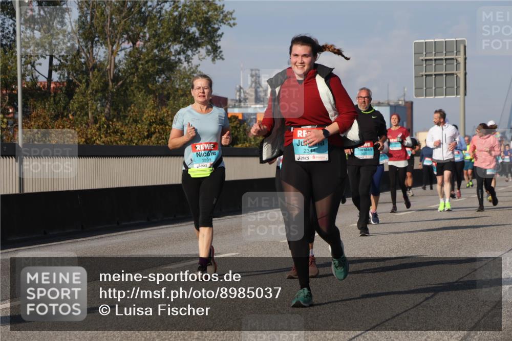 03.10.2025 - Köhlbrandbrückenlauf Luisa Fischer http://msf.ph/oto/8985037 03.10.2025 11:15:15 Position 3 2894, 2344 meine-sportfotos.de