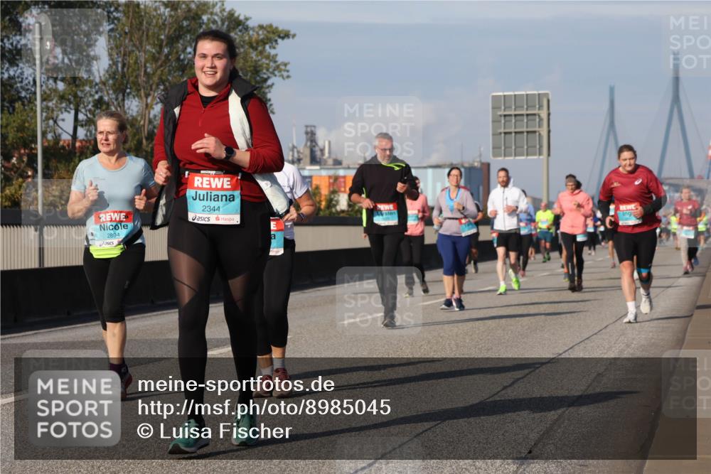 03.10.2025 - Köhlbrandbrückenlauf Luisa Fischer http://msf.ph/oto/8985045 03.10.2025 11:15:16 Position 3 2344, 2894 meine-sportfotos.de