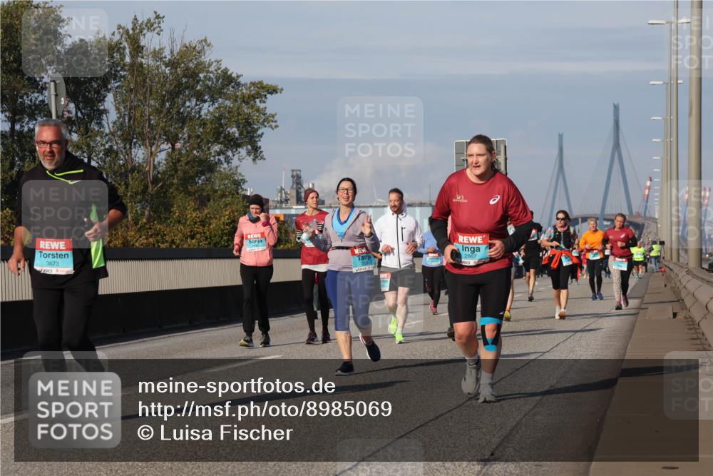 03.10.2025 - Köhlbrandbrückenlauf Luisa Fischer http://msf.ph/oto/8985069 03.10.2025 11:15:21 Position 3 3673, 2667 meine-sportfotos.de