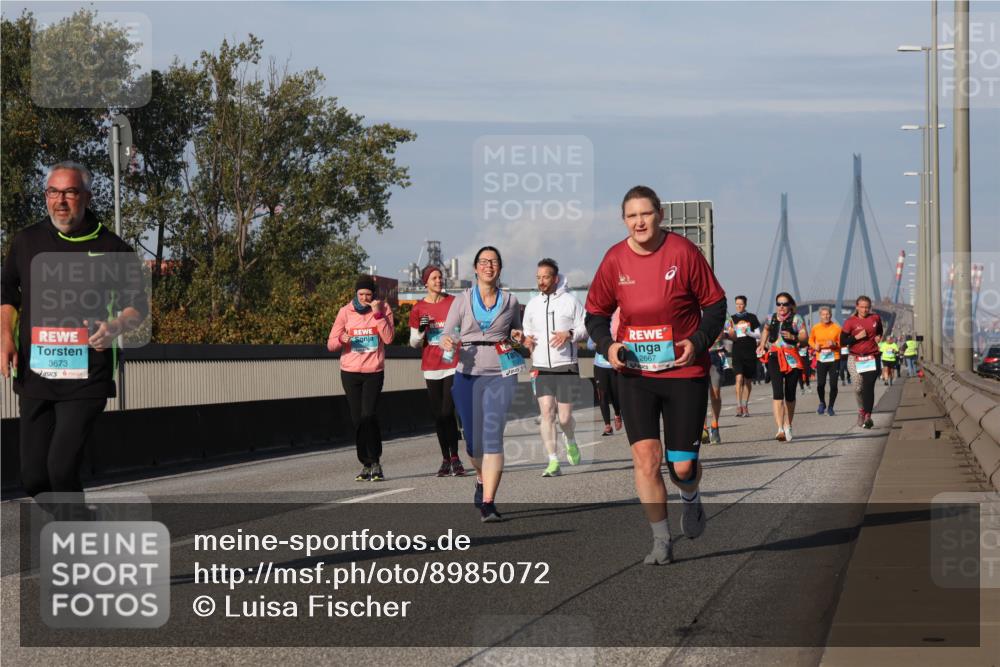 03.10.2025 - Köhlbrandbrückenlauf Luisa Fischer http://msf.ph/oto/8985072 03.10.2025 11:15:21 Position 3 3673, 2667 meine-sportfotos.de