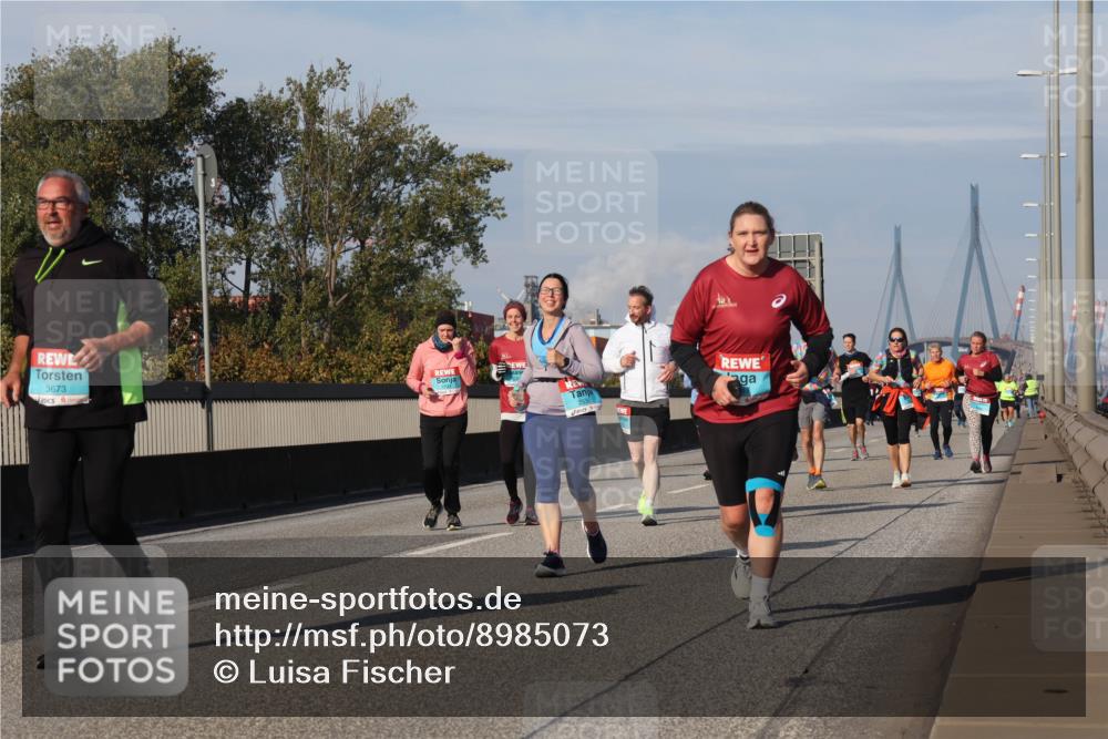03.10.2025 - Köhlbrandbrückenlauf Luisa Fischer http://msf.ph/oto/8985073 03.10.2025 11:15:22 Position 3 3673, 2530 meine-sportfotos.de
