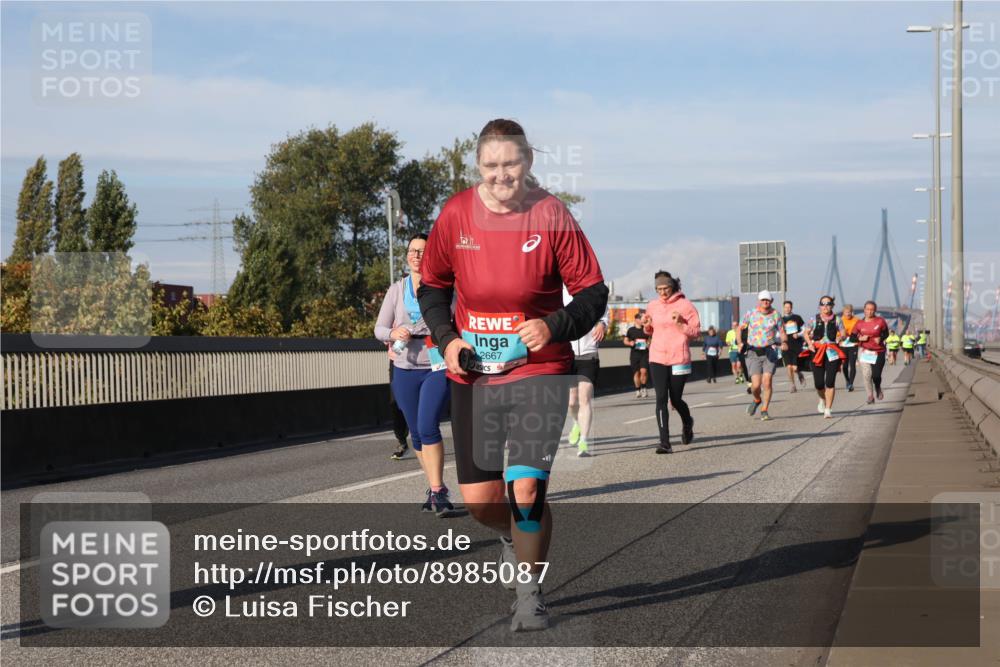 03.10.2025 - Köhlbrandbrückenlauf Luisa Fischer http://msf.ph/oto/8985087 03.10.2025 11:15:24 Position 3 2667 meine-sportfotos.de
