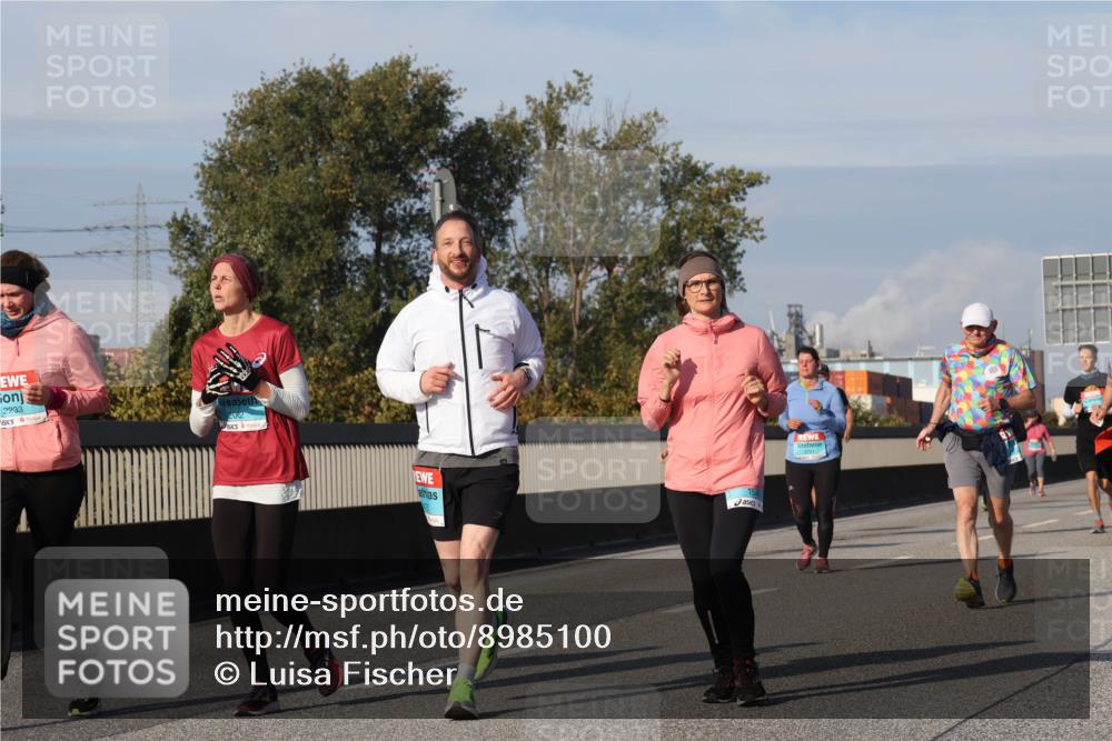 03.10.2025 - Köhlbrandbrückenlauf Luisa Fischer http://msf.ph/oto/8985100 03.10.2025 11:15:26 Position 3 2233, 2012 meine-sportfotos.de
