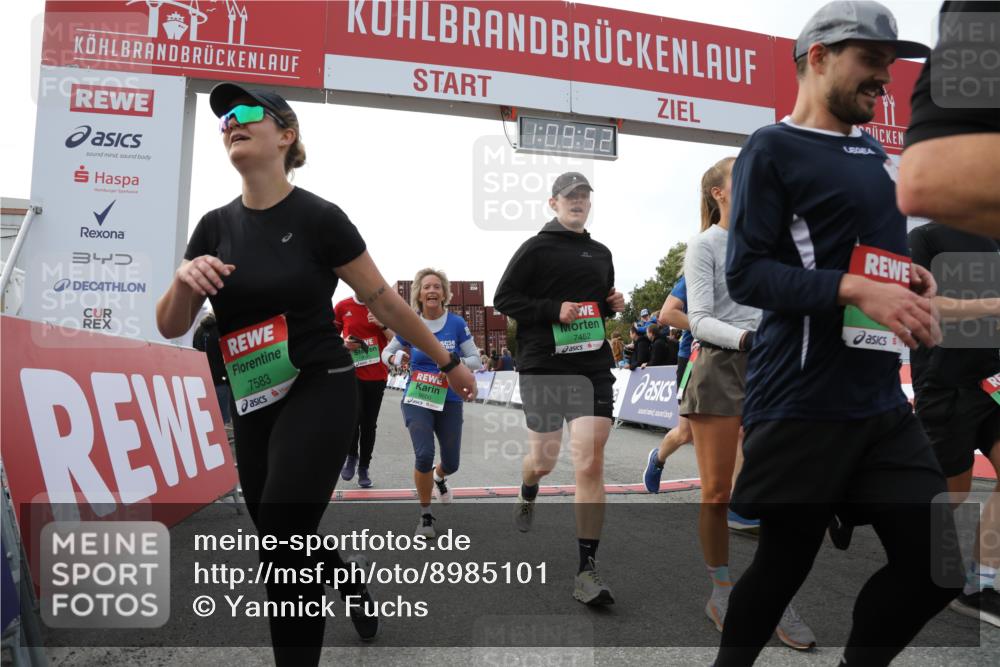 03.10.2025 - Köhlbrandbrückenlauf Yannick Fuchs http://msf.ph/oto/8985101 03.10.2025 16:09:51 Ziel 7205, 7272, 7305, 7306, 7452, 7498, 7583, 7742, 7743, 7863, 8014, 8814, 8817, 9028, 9097, 9181, 9341, 9600, 9671, 9748 meine-sportfotos.de