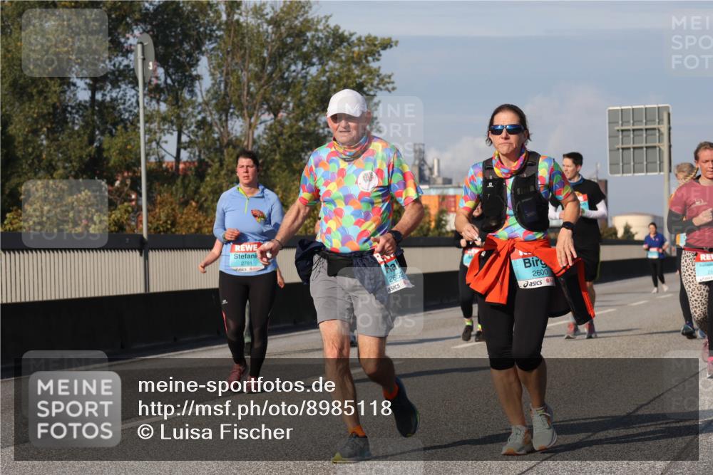 03.10.2025 - Köhlbrandbrückenlauf Luisa Fischer http://msf.ph/oto/8985118 03.10.2025 11:15:29 Position 3 2781, 2652, 2600 meine-sportfotos.de