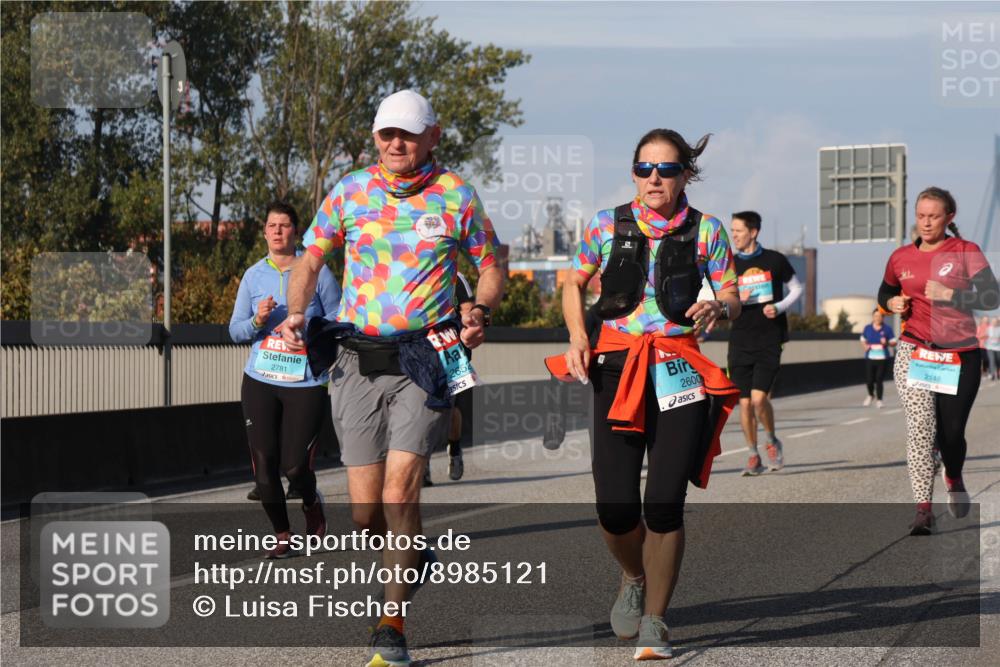 03.10.2025 - Köhlbrandbrückenlauf Luisa Fischer http://msf.ph/oto/8985121 03.10.2025 11:15:29 Position 3 2781, 2652, 2600, 2148 meine-sportfotos.de