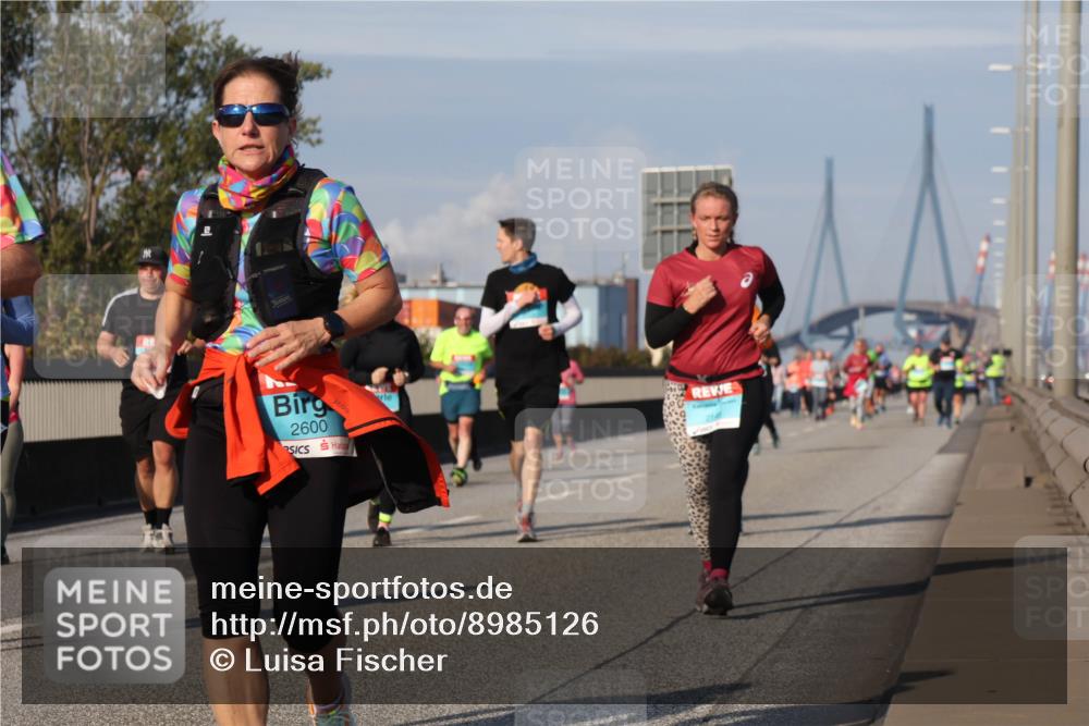 03.10.2025 - Köhlbrandbrückenlauf Luisa Fischer http://msf.ph/oto/8985126 03.10.2025 11:15:30 Position 3 32, 05, 2600, 2148 meine-sportfotos.de