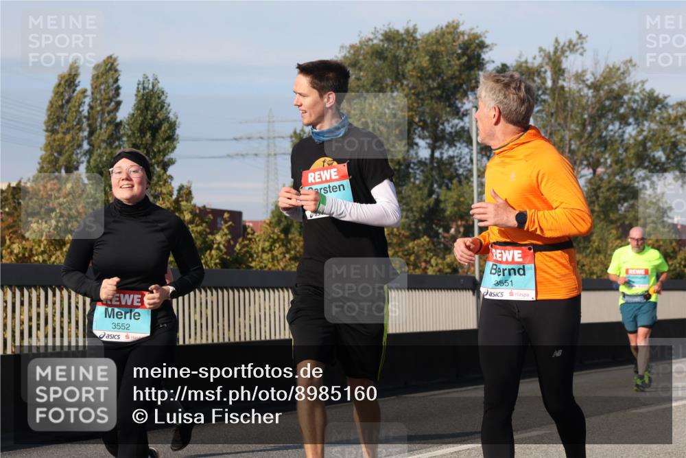 03.10.2025 - Köhlbrandbrückenlauf Luisa Fischer http://msf.ph/oto/8985160 03.10.2025 11:15:36 Position 3 3552, 3551 meine-sportfotos.de