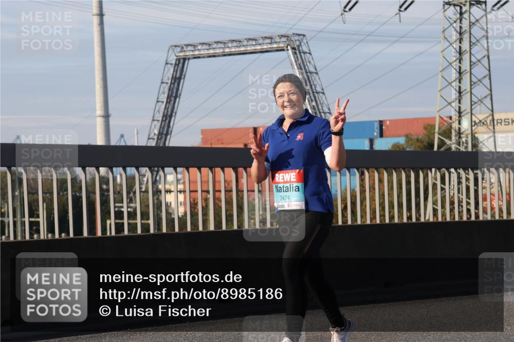 03.10.2025 - Köhlbrandbrückenlauf Luisa Fischer http://msf.ph/oto/8985186 03.10.2025 11:15:49 Position 3 2474 meine-sportfotos.de