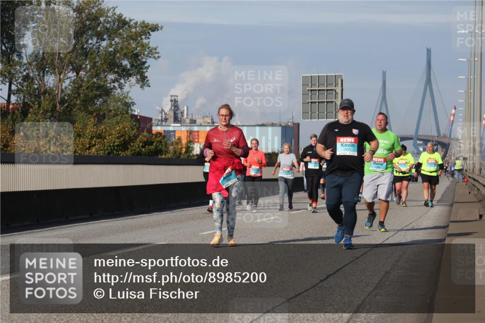 03.10.2025 - Köhlbrandbrückenlauf Luisa Fischer http://msf.ph/oto/8985200 03.10.2025 11:15:54 Position 3 2475 meine-sportfotos.de