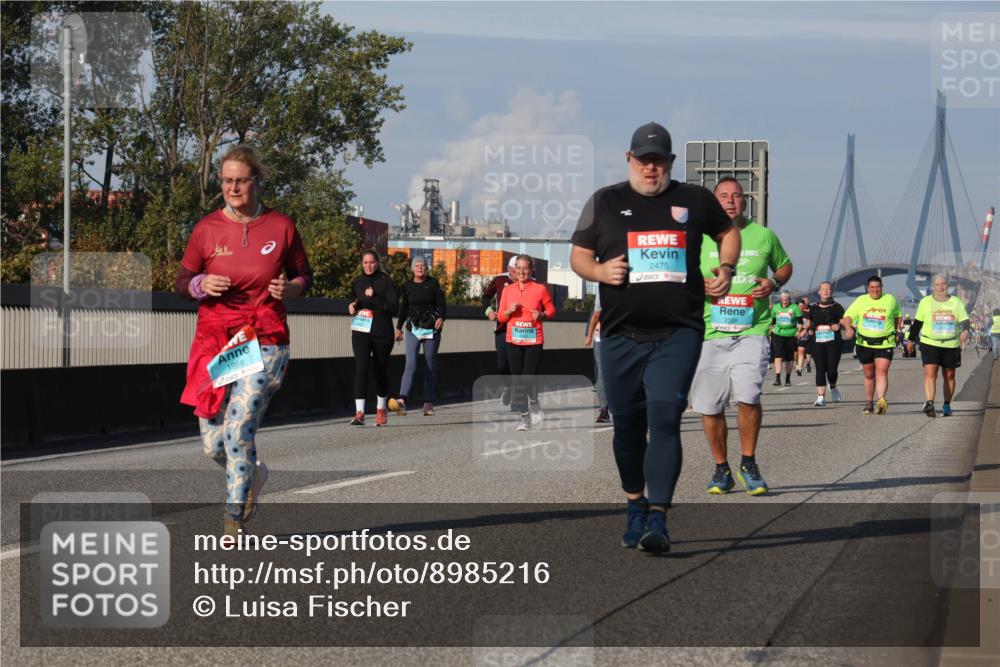 03.10.2025 - Köhlbrandbrückenlauf Luisa Fischer http://msf.ph/oto/8985216 03.10.2025 11:15:56 Position 3 1988, 2475, 3588 meine-sportfotos.de