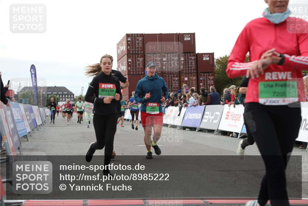 03.10.2025 - Köhlbrandbrückenlauf Yannick Fuchs http://msf.ph/oto/8985222 03.10.2025 16:09:58 Ziel 7175, 7205, 7273, 7529, 7742, 7743, 7753, 7863, 8014, 8817, 8882, 9028, 9090, 9341, 9601 meine-sportfotos.de