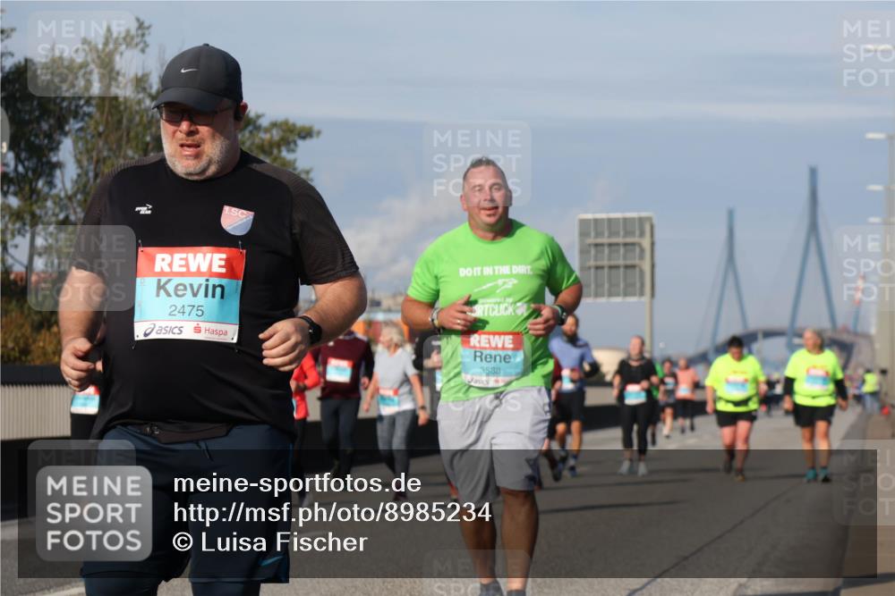 03.10.2025 - Köhlbrandbrückenlauf Luisa Fischer http://msf.ph/oto/8985234 03.10.2025 11:15:59 Position 3 2475, 3588 meine-sportfotos.de