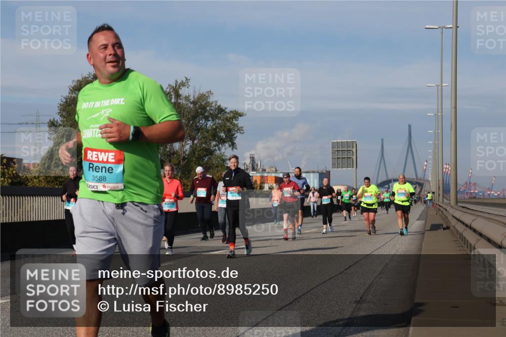 03.10.2025 - Köhlbrandbrückenlauf Luisa Fischer http://msf.ph/oto/8985250 03.10.2025 11:16:02 Position 3 3588 meine-sportfotos.de