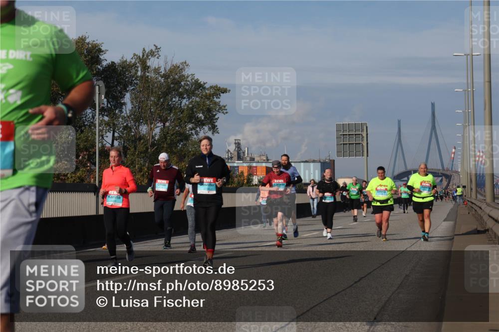 03.10.2025 - Köhlbrandbrückenlauf Luisa Fischer http://msf.ph/oto/8985253 03.10.2025 11:16:02 Position 3  meine-sportfotos.de