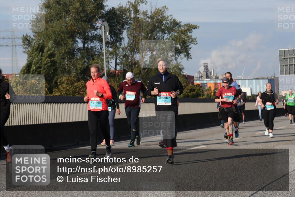 03.10.2025 - Köhlbrandbrückenlauf Luisa Fischer http://msf.ph/oto/8985257 03.10.2025 11:16:03 Position 3 3225, 2755 meine-sportfotos.de