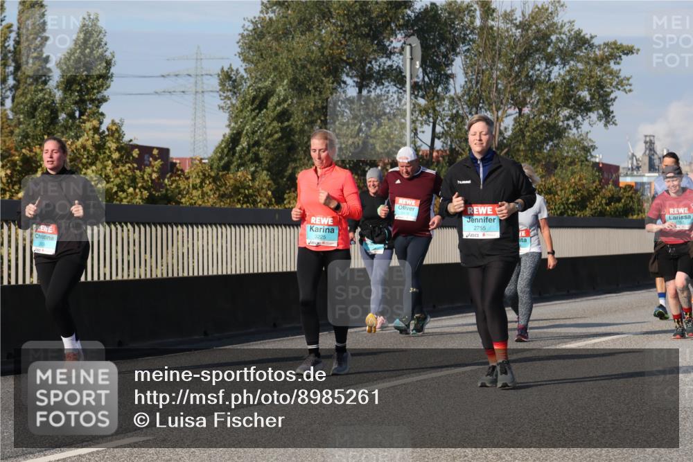 03.10.2025 - Köhlbrandbrückenlauf Luisa Fischer http://msf.ph/oto/8985261 03.10.2025 11:16:04 Position 3 2006, 3225, 2755 meine-sportfotos.de