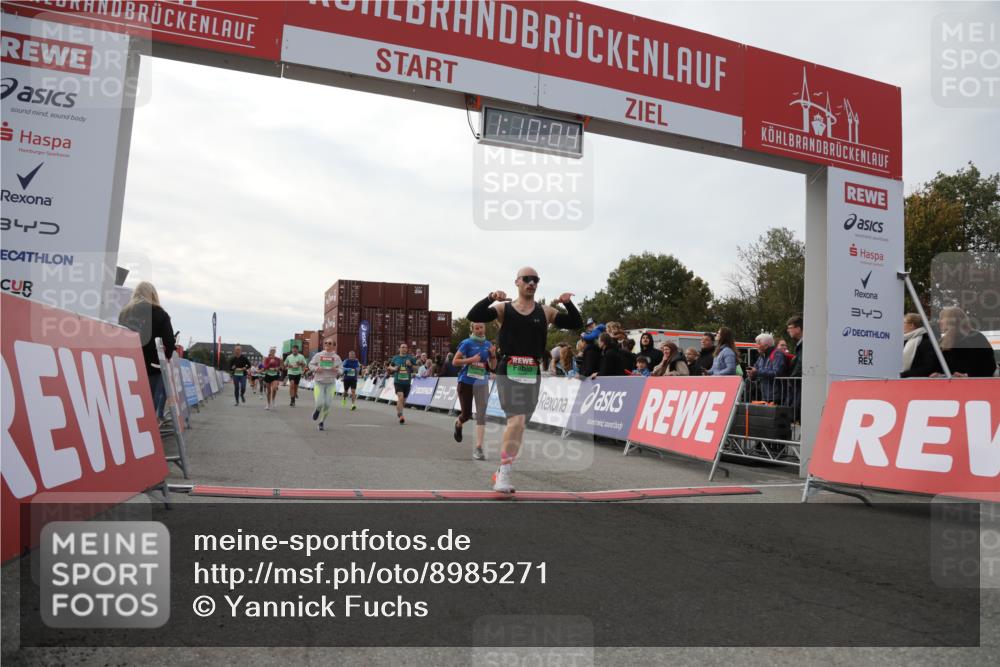 03.10.2025 - Köhlbrandbrückenlauf Yannick Fuchs http://msf.ph/oto/8985271 03.10.2025 16:10:03 Ziel 7175, 7273, 7437, 7528, 7529, 7753, 7764, 8817, 8882, 9090, 9323, 9458, 9601 meine-sportfotos.de