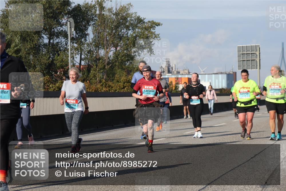 03.10.2025 - Köhlbrandbrückenlauf Luisa Fischer http://msf.ph/oto/8985272 03.10.2025 11:16:05 Position 3 5, 2757, 2738, 2741 meine-sportfotos.de