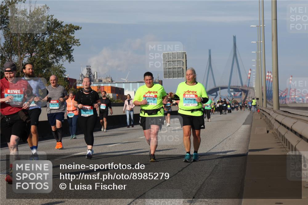 03.10.2025 - Köhlbrandbrückenlauf Luisa Fischer http://msf.ph/oto/8985279 03.10.2025 11:16:07 Position 3 57, 2513, 2741 meine-sportfotos.de