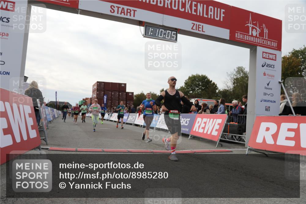 03.10.2025 - Köhlbrandbrückenlauf Yannick Fuchs http://msf.ph/oto/8985280 03.10.2025 16:10:03 Ziel 7175, 7273, 7437, 7528, 7529, 7753, 7764, 8817, 8882, 9090, 9323, 9458, 9601 meine-sportfotos.de