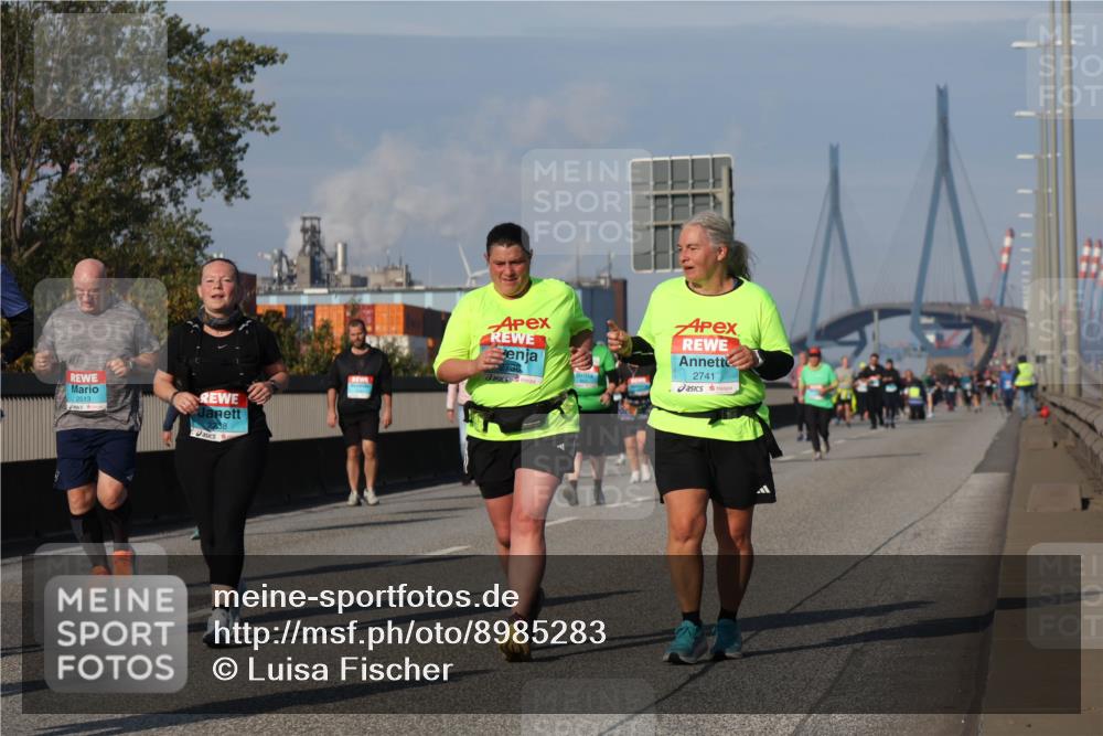 03.10.2025 - Köhlbrandbrückenlauf Luisa Fischer http://msf.ph/oto/8985283 03.10.2025 11:16:07 Position 3 2513, 2238, 2741 meine-sportfotos.de