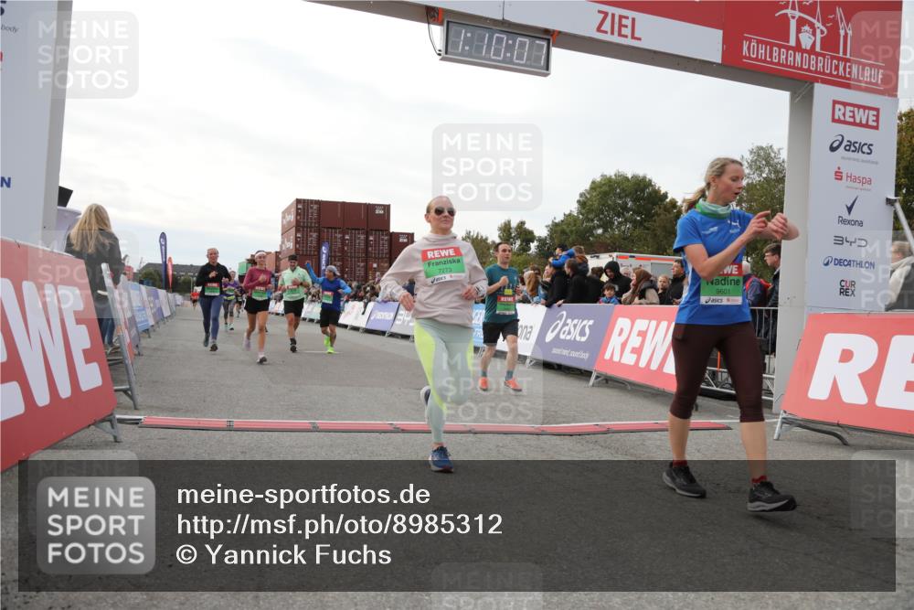 03.10.2025 - Köhlbrandbrückenlauf Yannick Fuchs http://msf.ph/oto/8985312 03.10.2025 16:10:05 Ziel 7273, 7437, 7528, 7529, 7753, 7764, 8882, 9090, 9323, 9458, 9601 meine-sportfotos.de