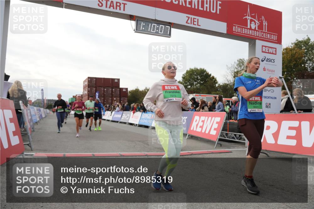 03.10.2025 - Köhlbrandbrückenlauf Yannick Fuchs http://msf.ph/oto/8985319 03.10.2025 16:10:05 Ziel 7273, 7437, 7528, 7529, 7753, 7764, 8882, 9090, 9323, 9458, 9601 meine-sportfotos.de