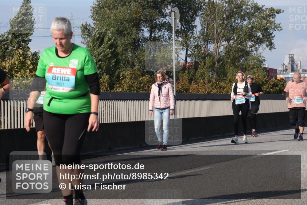 03.10.2025 - Köhlbrandbrückenlauf Luisa Fischer http://msf.ph/oto/8985342 03.10.2025 11:16:22 Position 3 239, 3621 meine-sportfotos.de