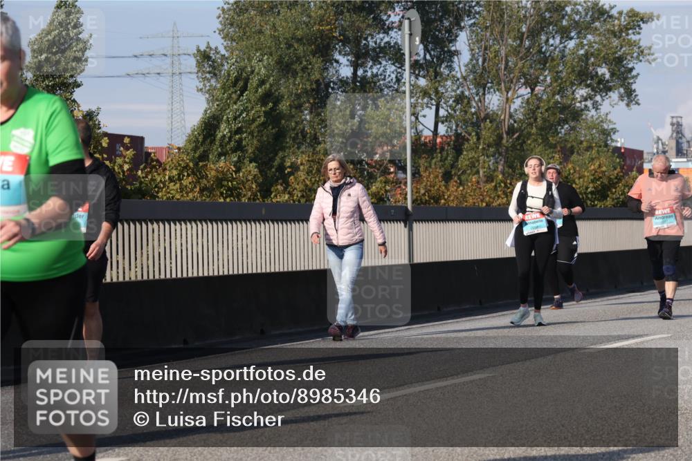03.10.2025 - Köhlbrandbrückenlauf Luisa Fischer http://msf.ph/oto/8985346 03.10.2025 11:16:23 Position 3 3097 meine-sportfotos.de