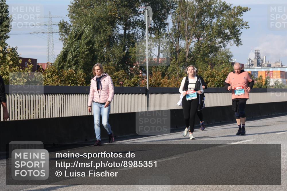 03.10.2025 - Köhlbrandbrückenlauf Luisa Fischer http://msf.ph/oto/8985351 03.10.2025 11:16:24 Position 3 2859 meine-sportfotos.de