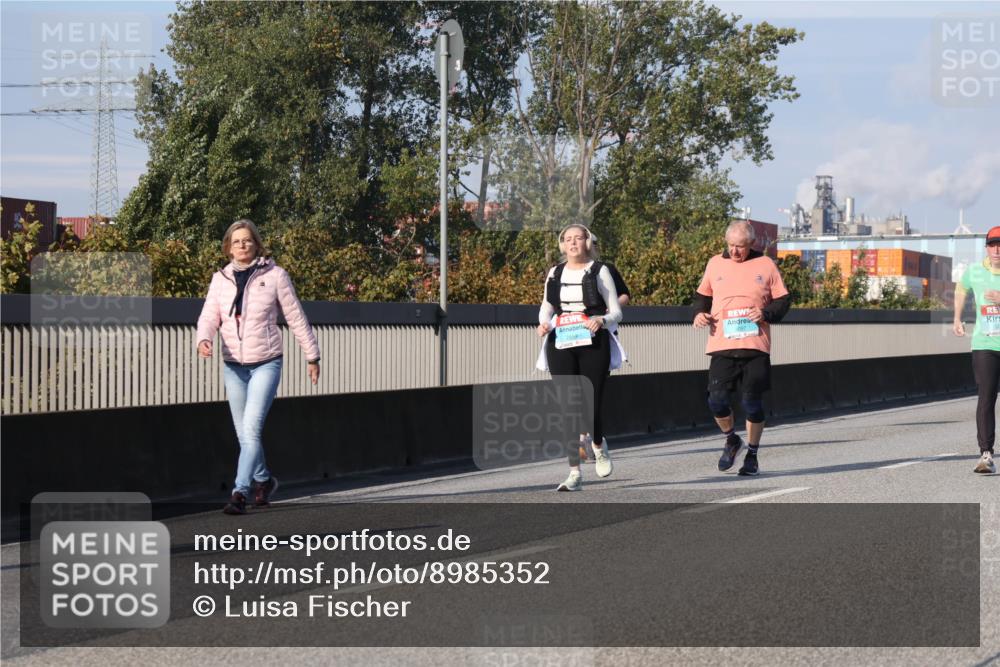 03.10.2025 - Köhlbrandbrückenlauf Luisa Fischer http://msf.ph/oto/8985352 03.10.2025 11:16:24 Position 3  meine-sportfotos.de
