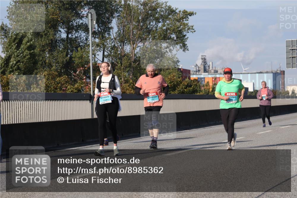 03.10.2025 - Köhlbrandbrückenlauf Luisa Fischer http://msf.ph/oto/8985362 03.10.2025 11:16:25 Position 3 2859 meine-sportfotos.de