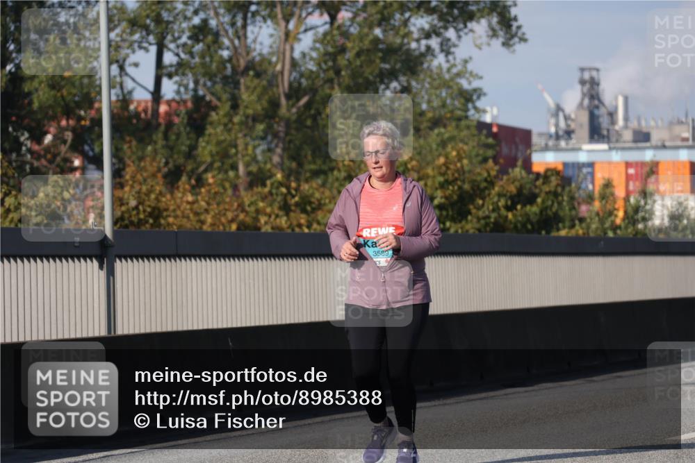 03.10.2025 - Köhlbrandbrückenlauf Luisa Fischer http://msf.ph/oto/8985388 03.10.2025 11:16:33 Position 3 3589 meine-sportfotos.de