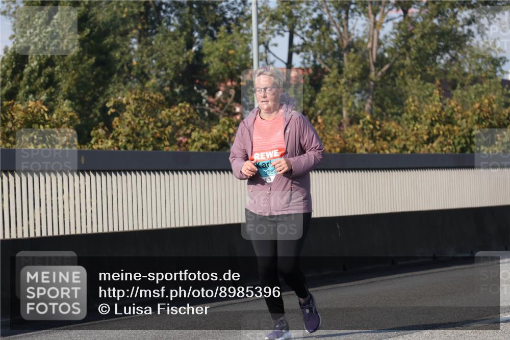 03.10.2025 - Köhlbrandbrückenlauf Luisa Fischer http://msf.ph/oto/8985396 03.10.2025 11:16:34 Position 3 8589 meine-sportfotos.de