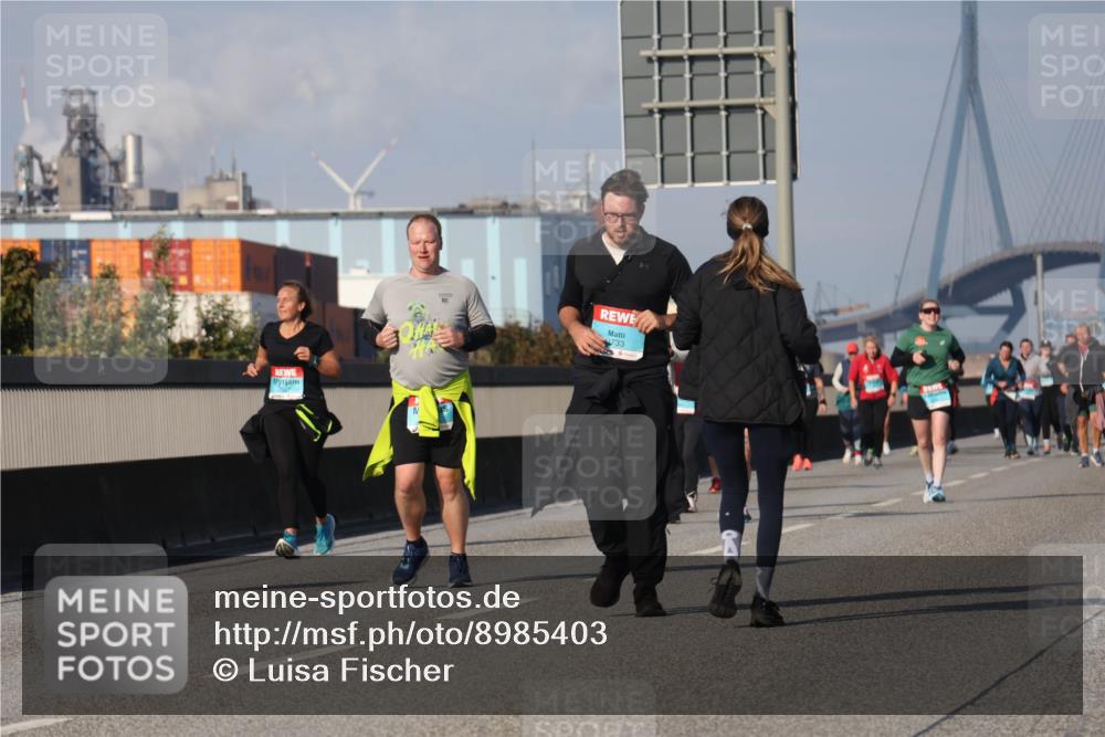 03.10.2025 - Köhlbrandbrückenlauf Luisa Fischer http://msf.ph/oto/8985403 03.10.2025 11:16:41 Position 3 733 meine-sportfotos.de