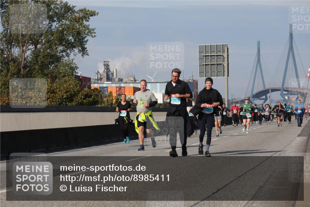 03.10.2025 - Köhlbrandbrückenlauf Luisa Fischer http://msf.ph/oto/8985411 03.10.2025 11:16:43 Position 3  meine-sportfotos.de