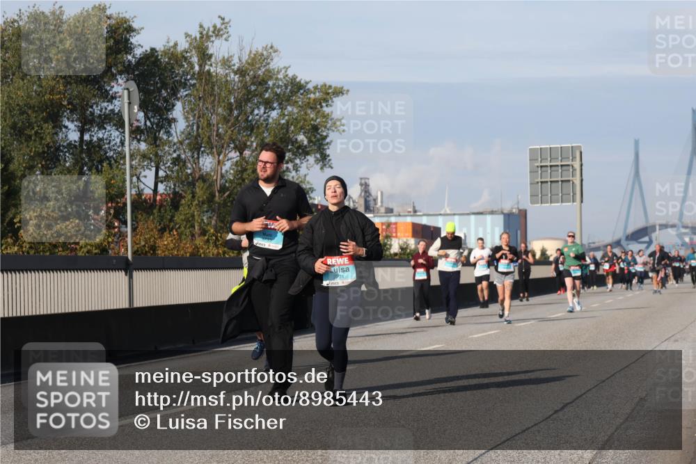 03.10.2025 - Köhlbrandbrückenlauf Luisa Fischer http://msf.ph/oto/8985443 03.10.2025 11:16:48 Position 3 3733, 2771 meine-sportfotos.de