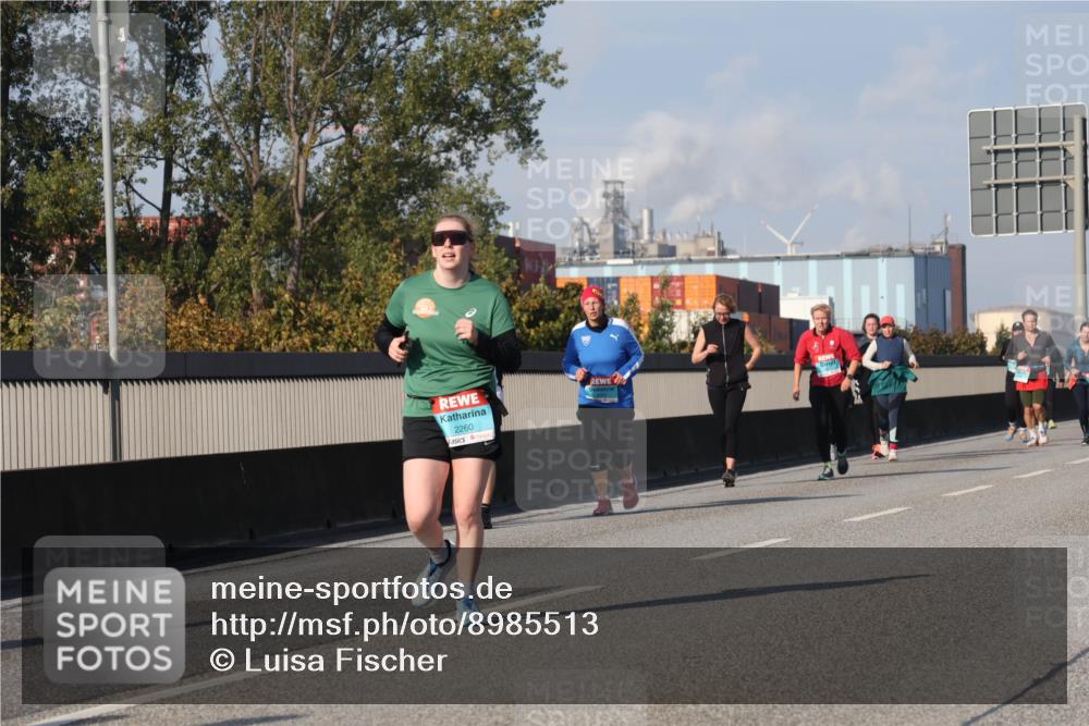03.10.2025 - Köhlbrandbrückenlauf Luisa Fischer http://msf.ph/oto/8985513 03.10.2025 11:16:59 Position 3 2260 meine-sportfotos.de