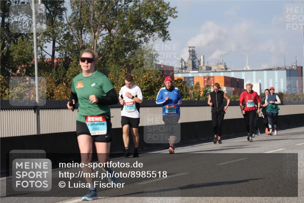 03.10.2025 - Köhlbrandbrückenlauf Luisa Fischer http://msf.ph/oto/8985518 03.10.2025 11:17:00 Position 3 2260 meine-sportfotos.de