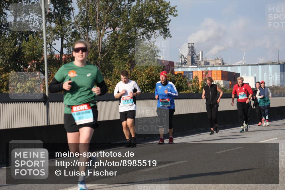 03.10.2025 - Köhlbrandbrückenlauf Luisa Fischer http://msf.ph/oto/8985519 03.10.2025 11:17:01 Position 3 2260, 1981 meine-sportfotos.de