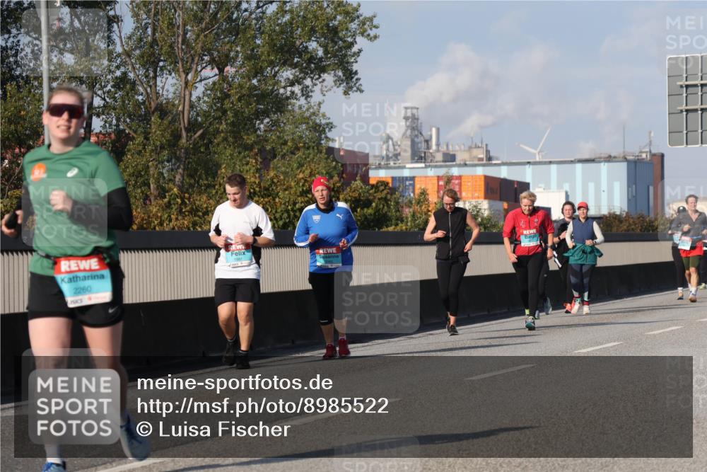 03.10.2025 - Köhlbrandbrückenlauf Luisa Fischer http://msf.ph/oto/8985522 03.10.2025 11:17:01 Position 3 2260, 1981 meine-sportfotos.de