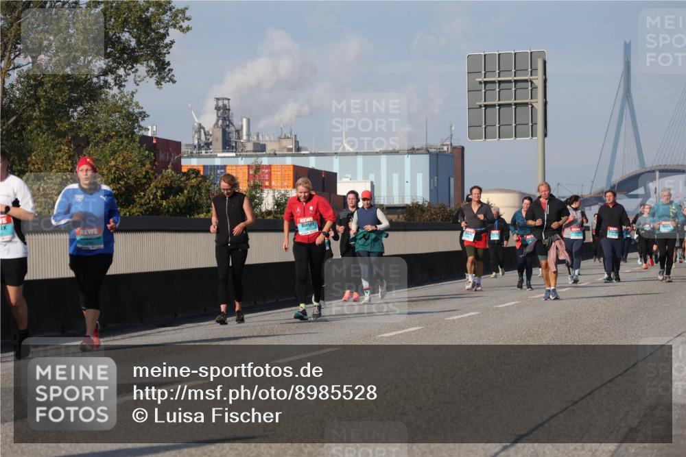 03.10.2025 - Köhlbrandbrückenlauf Luisa Fischer http://msf.ph/oto/8985528 03.10.2025 11:17:02 Position 3  meine-sportfotos.de