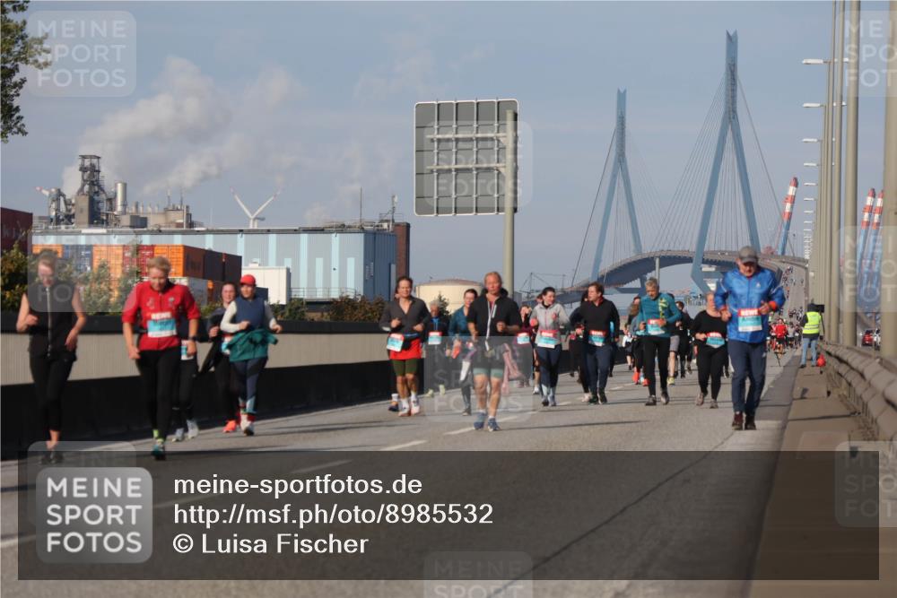 03.10.2025 - Köhlbrandbrückenlauf Luisa Fischer http://msf.ph/oto/8985532 03.10.2025 11:17:03 Position 3  meine-sportfotos.de