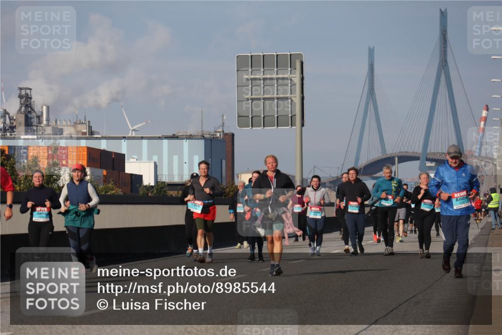 03.10.2025 - Köhlbrandbrückenlauf Luisa Fischer http://msf.ph/oto/8985544 03.10.2025 11:17:05 Position 3  meine-sportfotos.de
