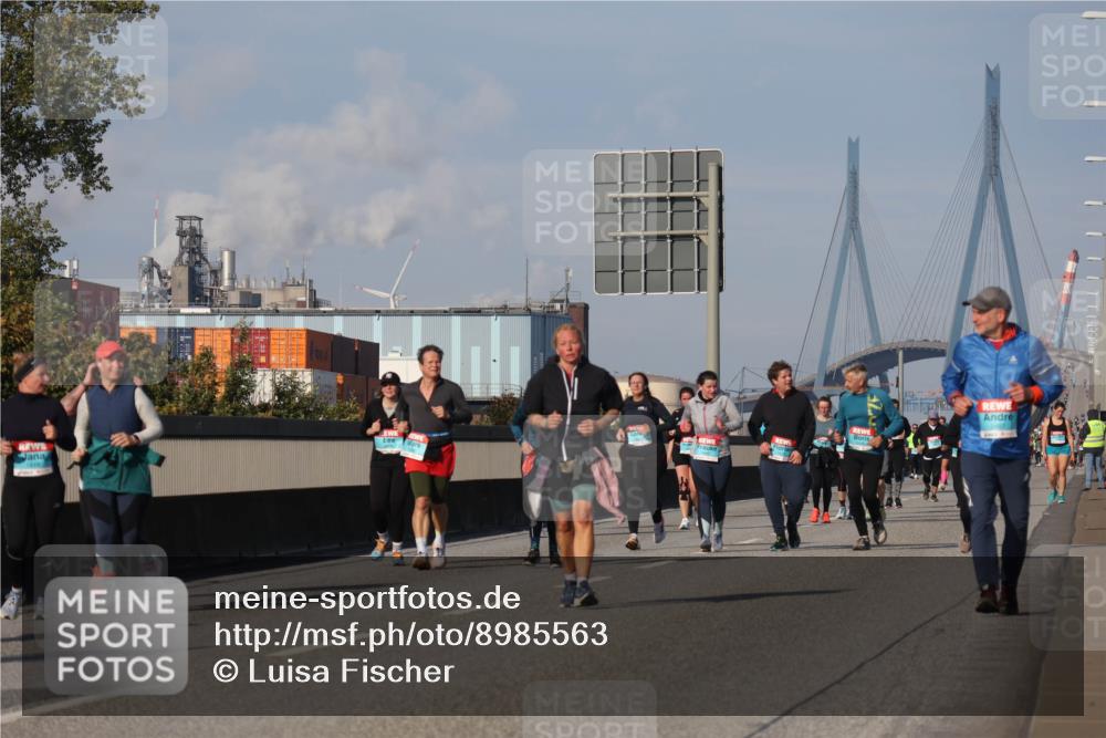 03.10.2025 - Köhlbrandbrückenlauf Luisa Fischer http://msf.ph/oto/8985563 03.10.2025 11:17:08 Position 3  meine-sportfotos.de