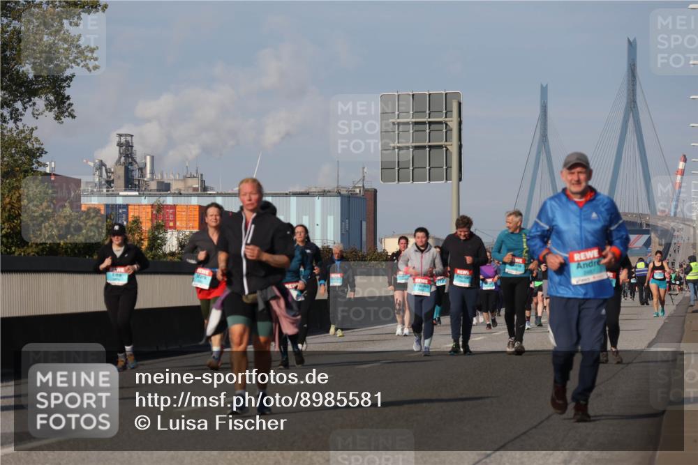 03.10.2025 - Köhlbrandbrückenlauf Luisa Fischer http://msf.ph/oto/8985581 03.10.2025 11:17:11 Position 3  meine-sportfotos.de