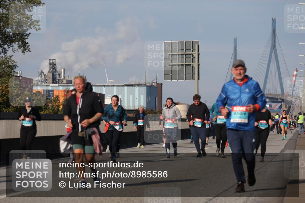 03.10.2025 - Köhlbrandbrückenlauf Luisa Fischer http://msf.ph/oto/8985586 03.10.2025 11:17:12 Position 3  meine-sportfotos.de