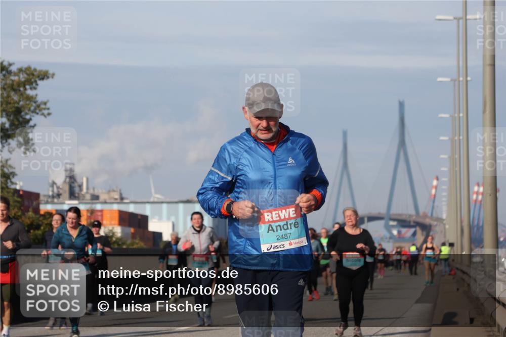 03.10.2025 - Köhlbrandbrückenlauf Luisa Fischer http://msf.ph/oto/8985606 03.10.2025 11:17:16 Position 3 8, 2487 meine-sportfotos.de